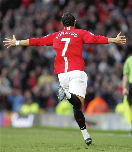 体追捧的一 体追捧的一