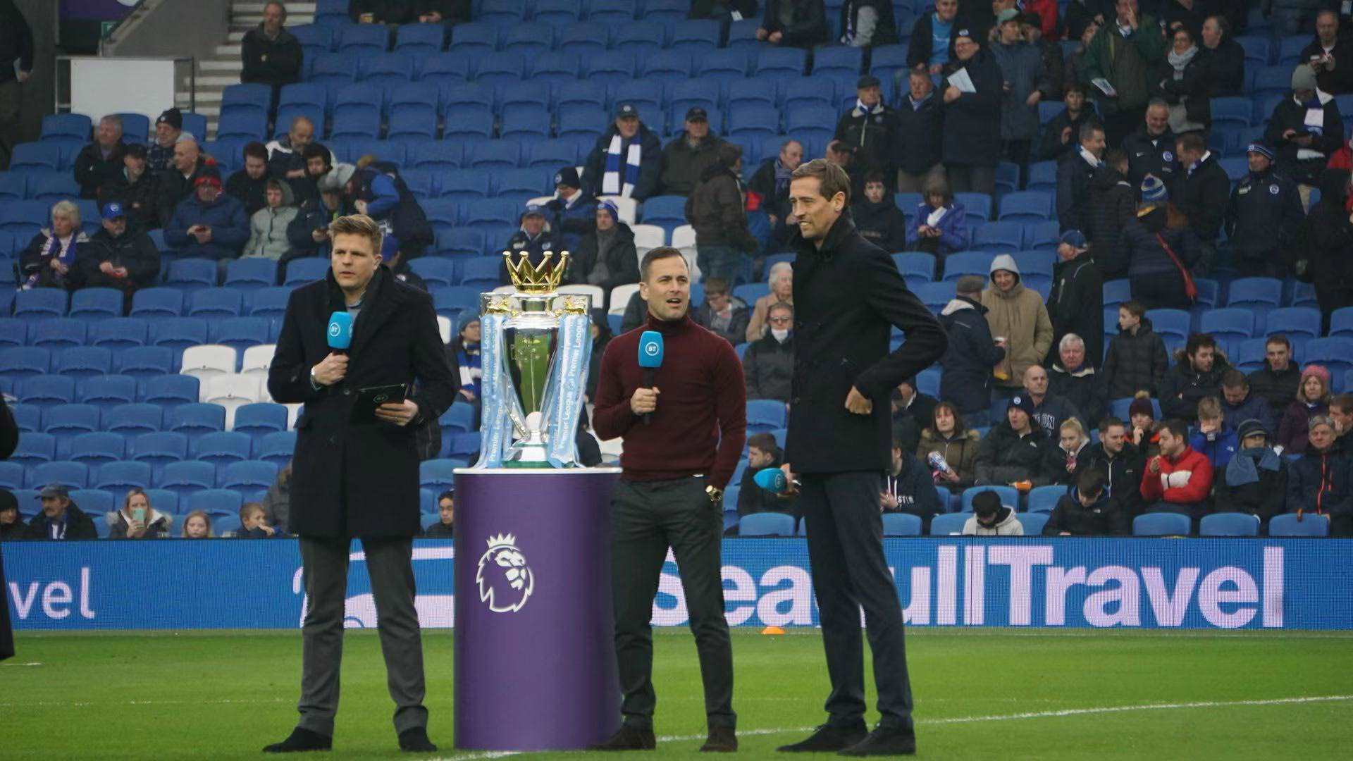 转会市场上 转会市场上